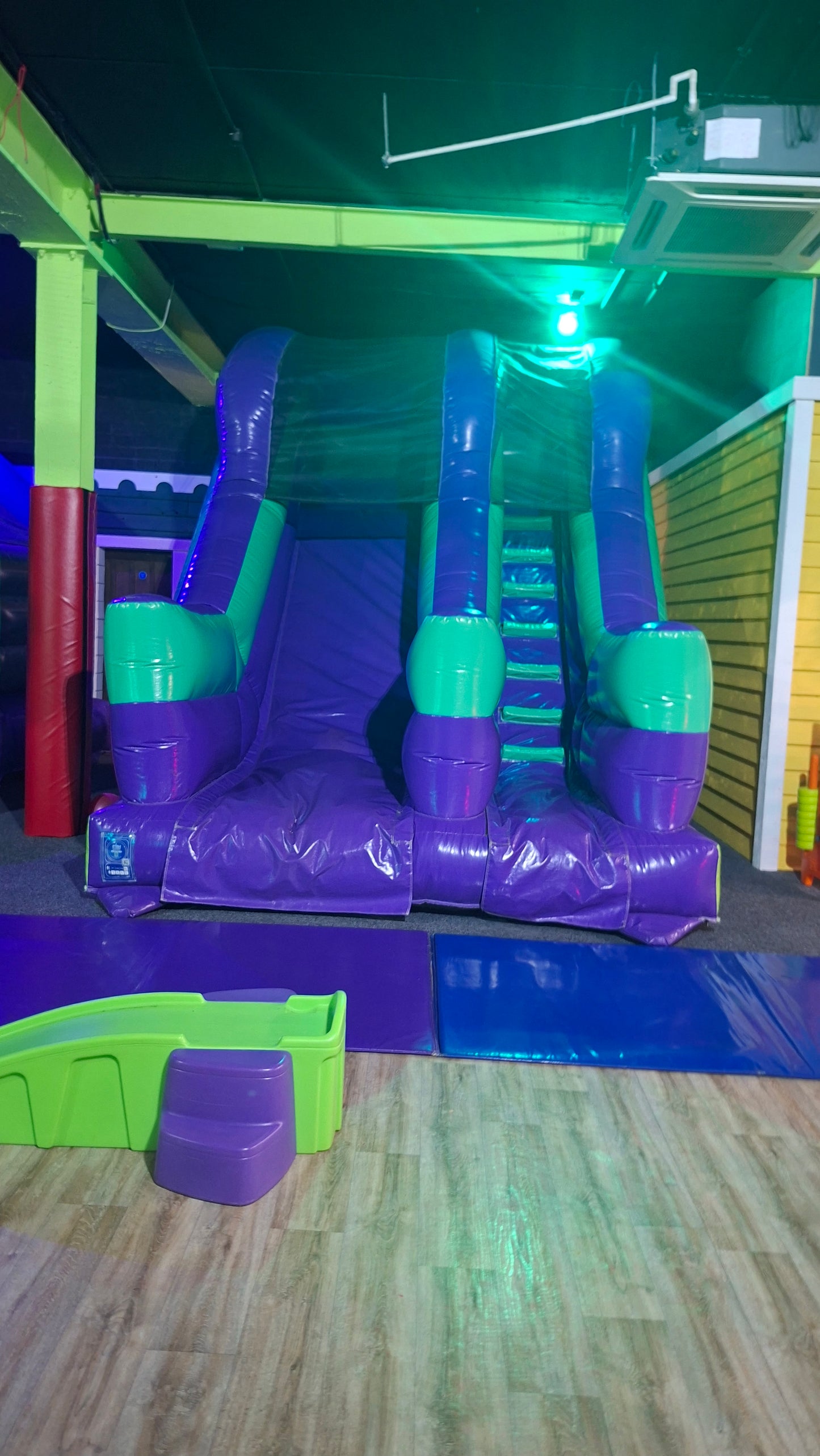 Back Castle Room & Disco Party